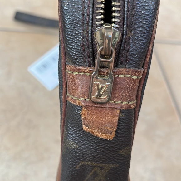 Authentic Louis Vuitton Clutch Wristlet Cosmetics Pouch Bag Monogram - Picture 6 of 10